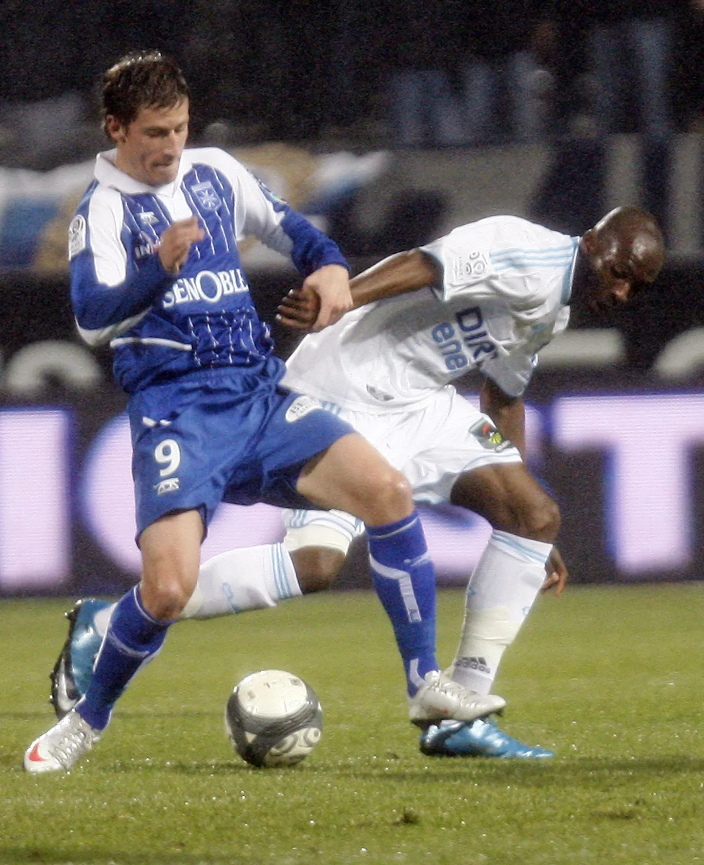 Valter Birsa (sinises)