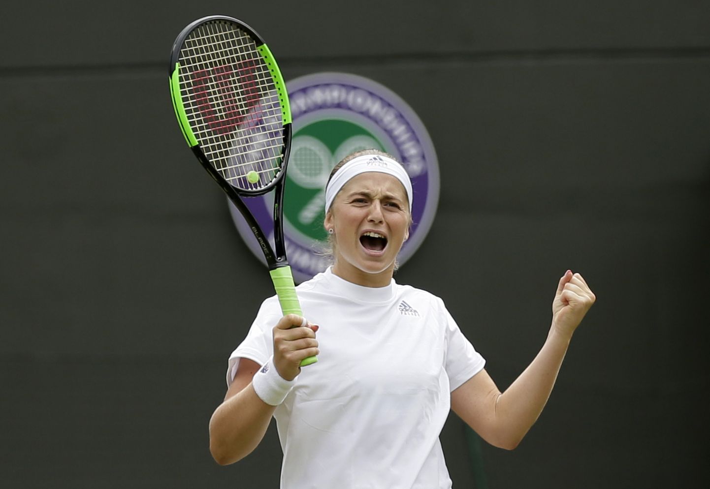 Jelena Ostapenko jõudis Wimbledonis poolfinaali.