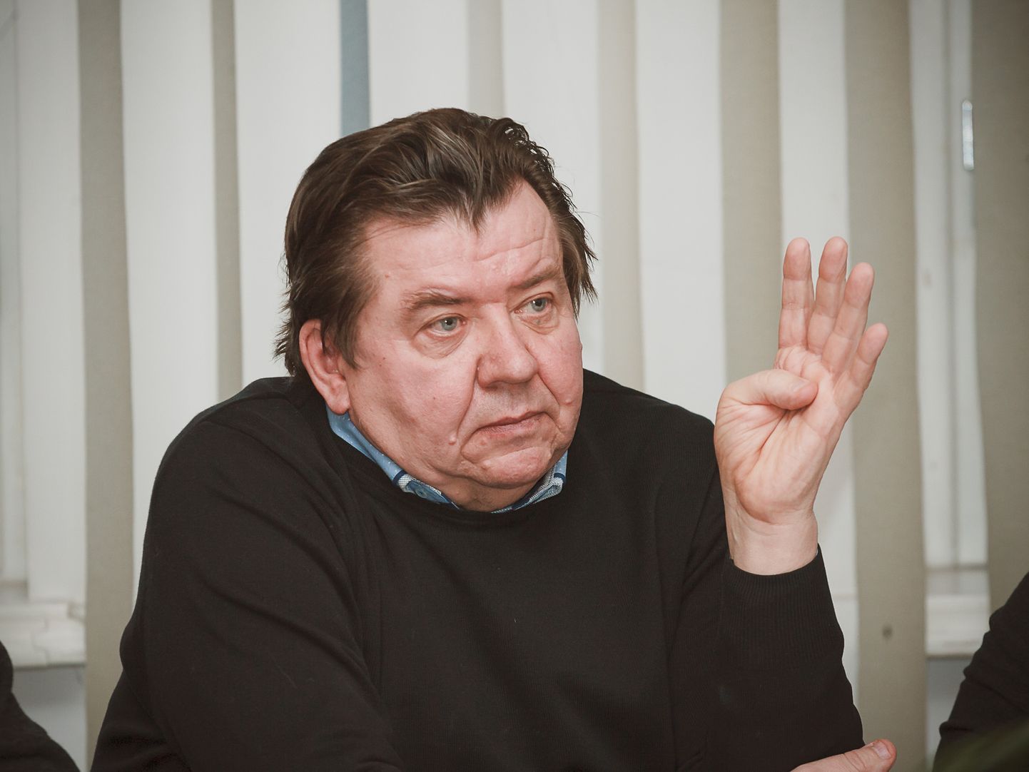 Владимир Бутузов.