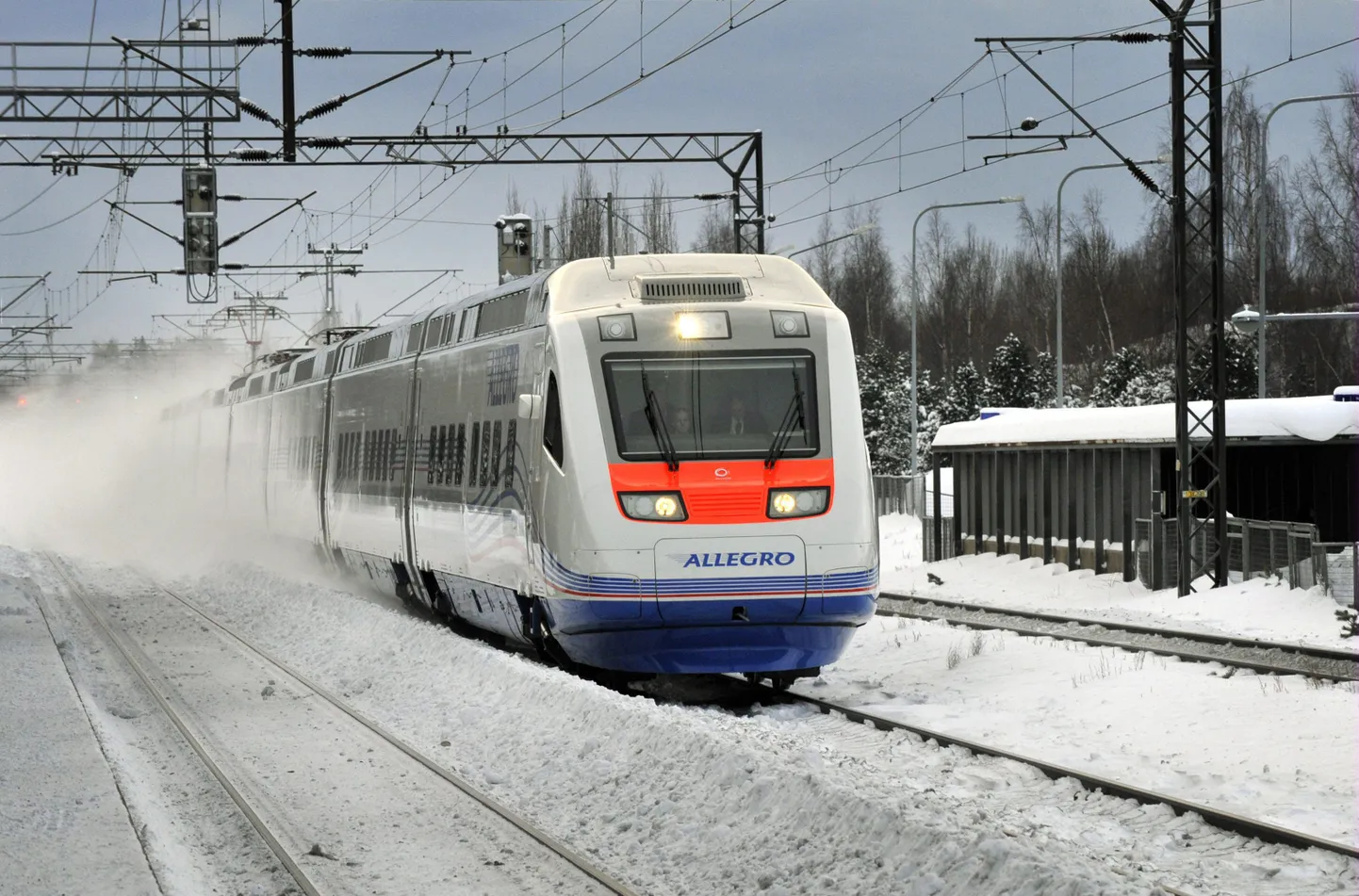 Скоростной поезд Allegro.