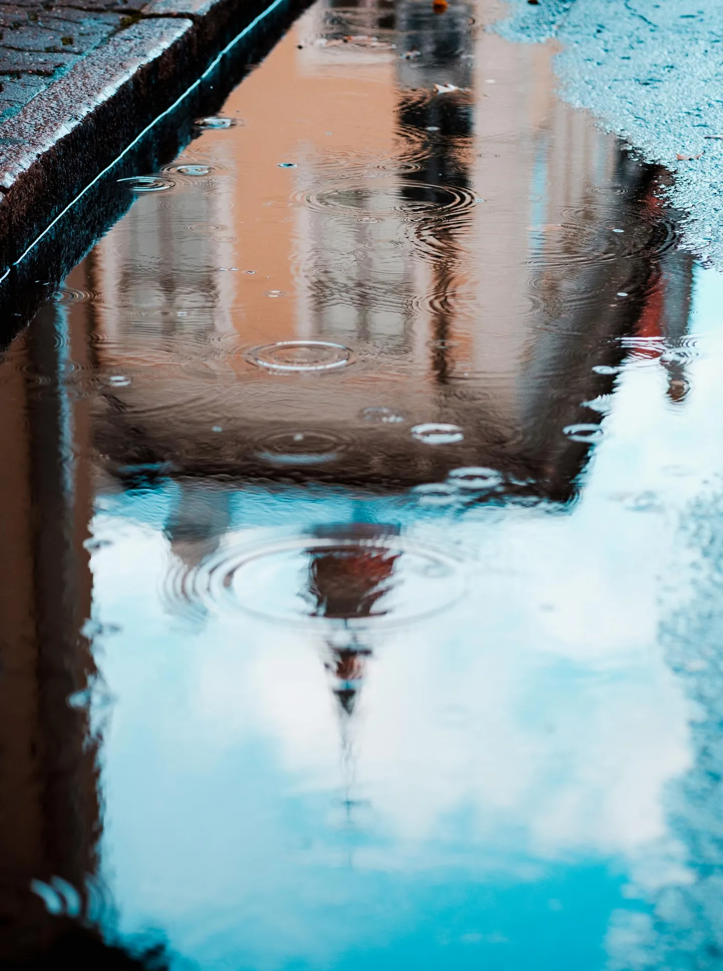 Vihmane ilm. Foto on illustratiivne.