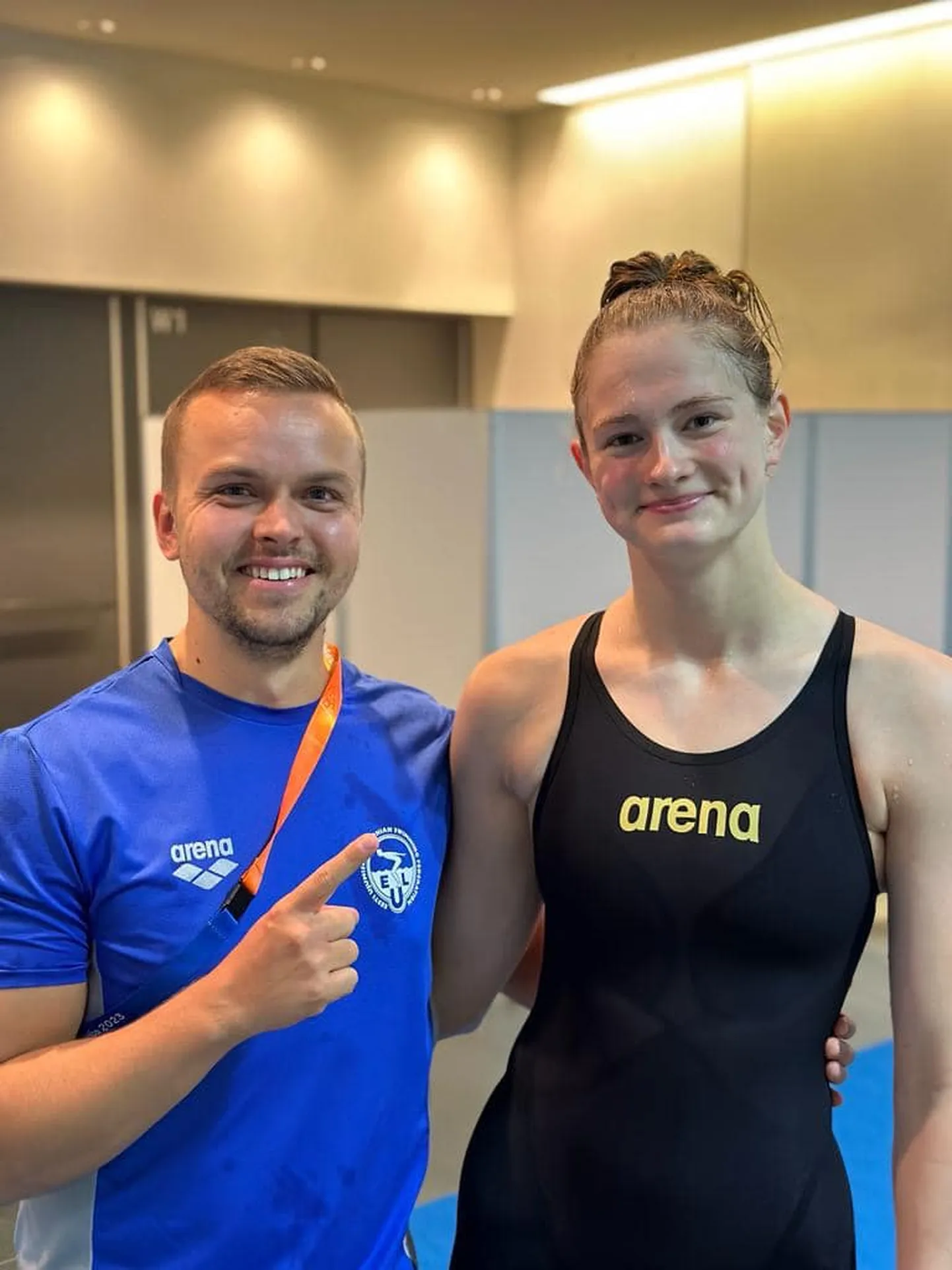 Eneli Jefimova ja tema treener Henry Hein.