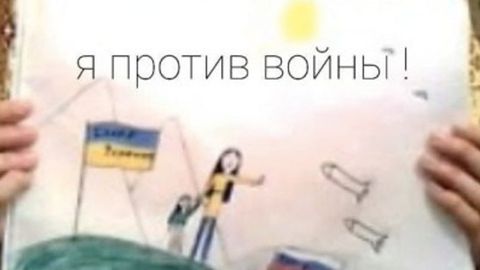 Sõjavastase pildi joonistanud Vene koolitüdruk saadeti lastekodusse,  isa ähvardab vanglakaristus
