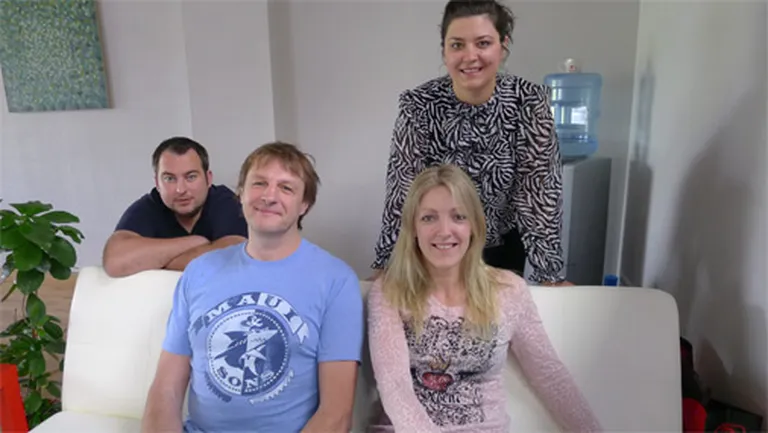 Smaidīgā topošās biedrības "Draugs draugam" komanda: Rolands, Andris, Laura un Vineta