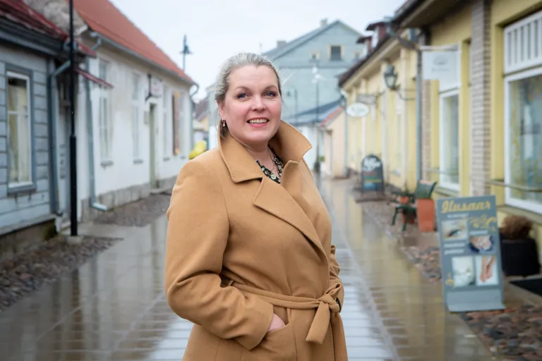 Muhu valla sotsiaalnõunik Anneli Tõru.
