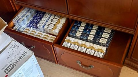 Miljoniem nelegālu cigarešu un šaujamieroči: Zemgalē aptur organizētu grupējumu