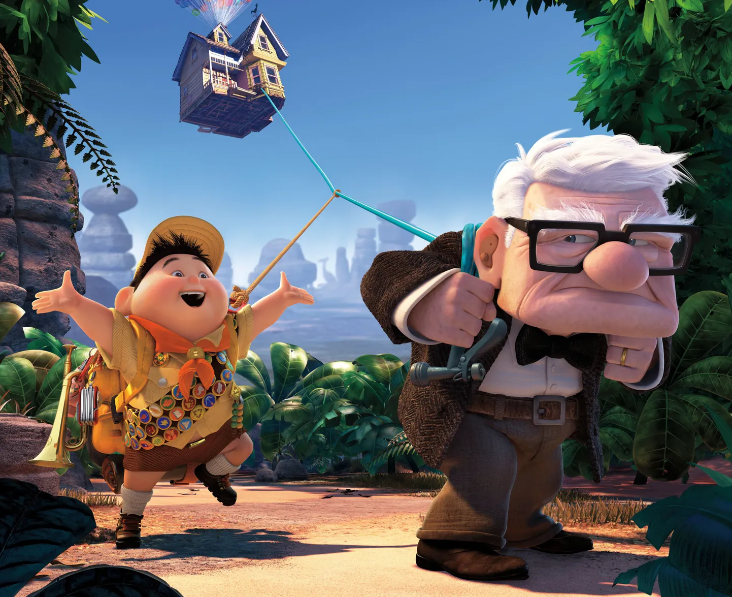 Õhupallimüüja Carl Fredricksen satub koos looduseuurija Russelliga pöörastesse seiklustesse.