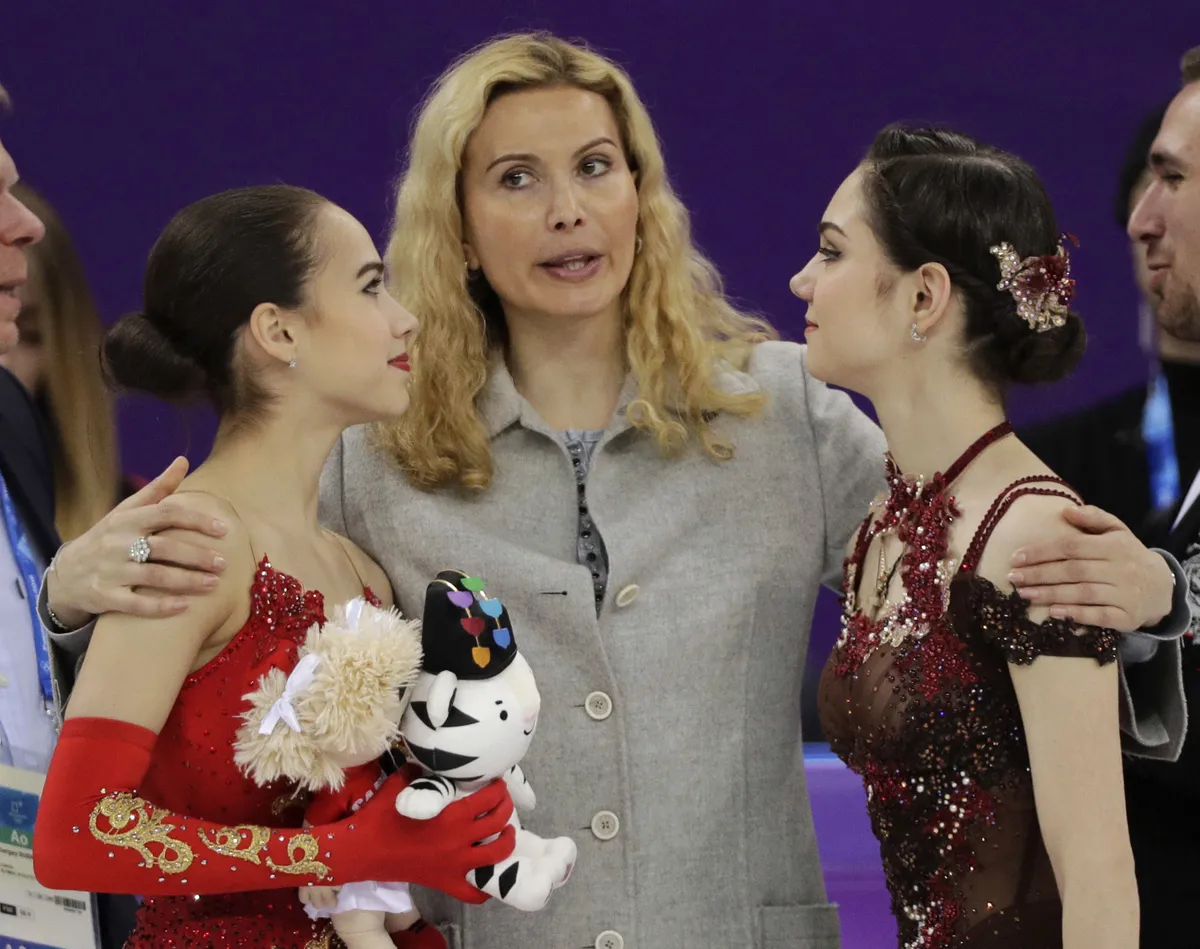 Aļina Zagitova, Eteri Tutberidze un Jevgeņija Medvedeva