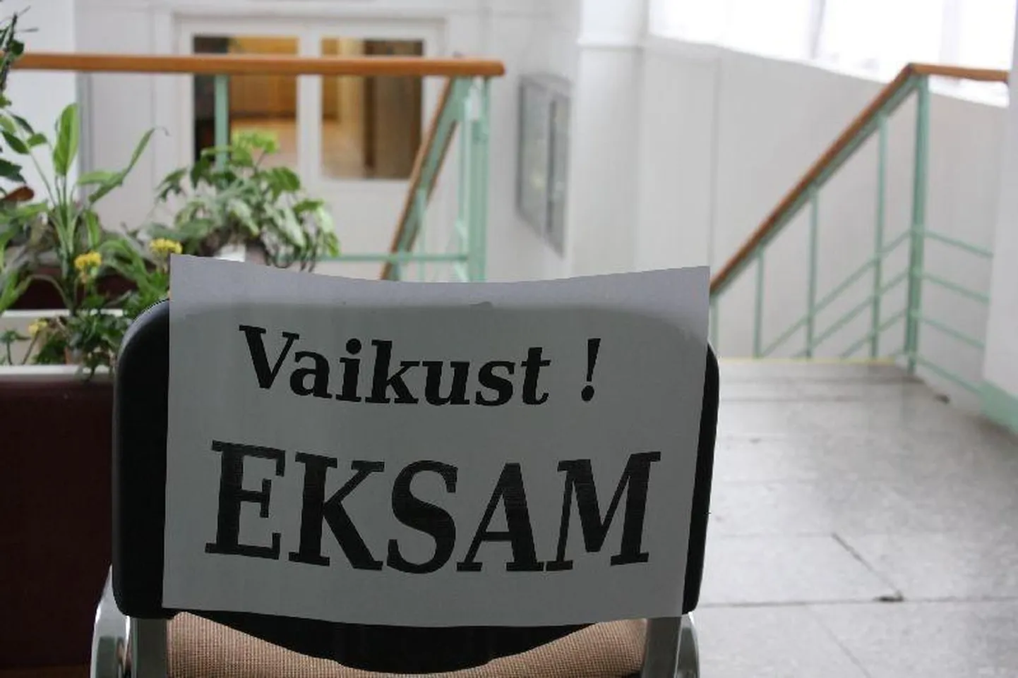 Riigieksam.