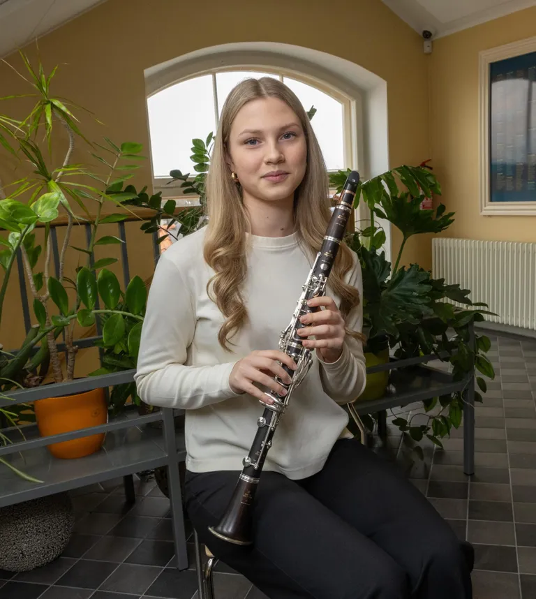 Anette Ant on uue klarnetiga saanud kolm nädalat harjutada ja seda tundma õppinud.