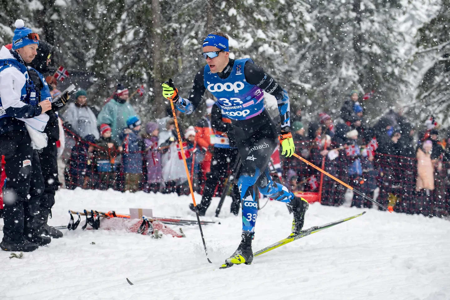 Alvar Johannes Alev meeste 10 km eraldistardist klassikasõidus.
