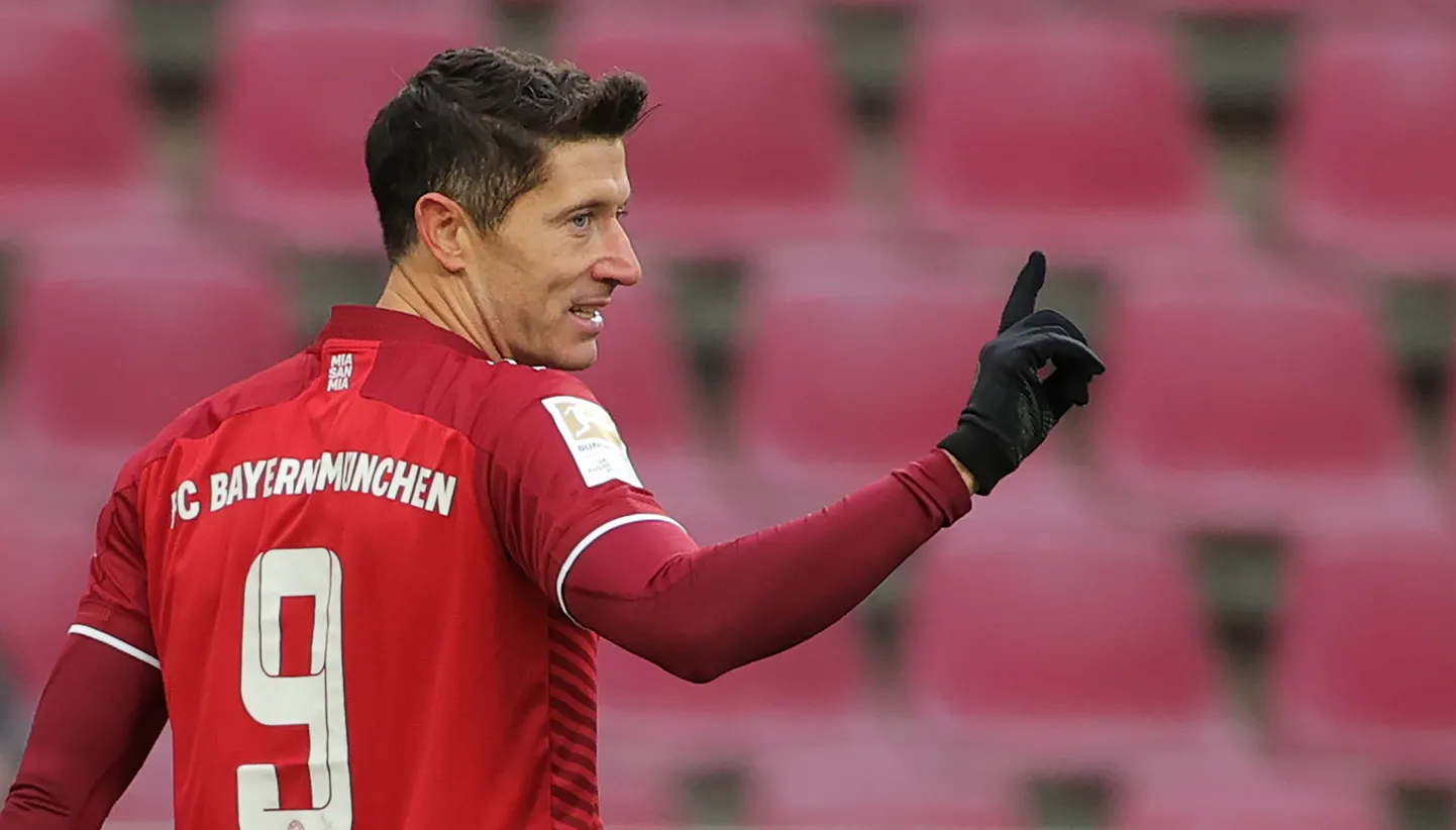 Roberts Levandovskis (Robert Lewandowski)