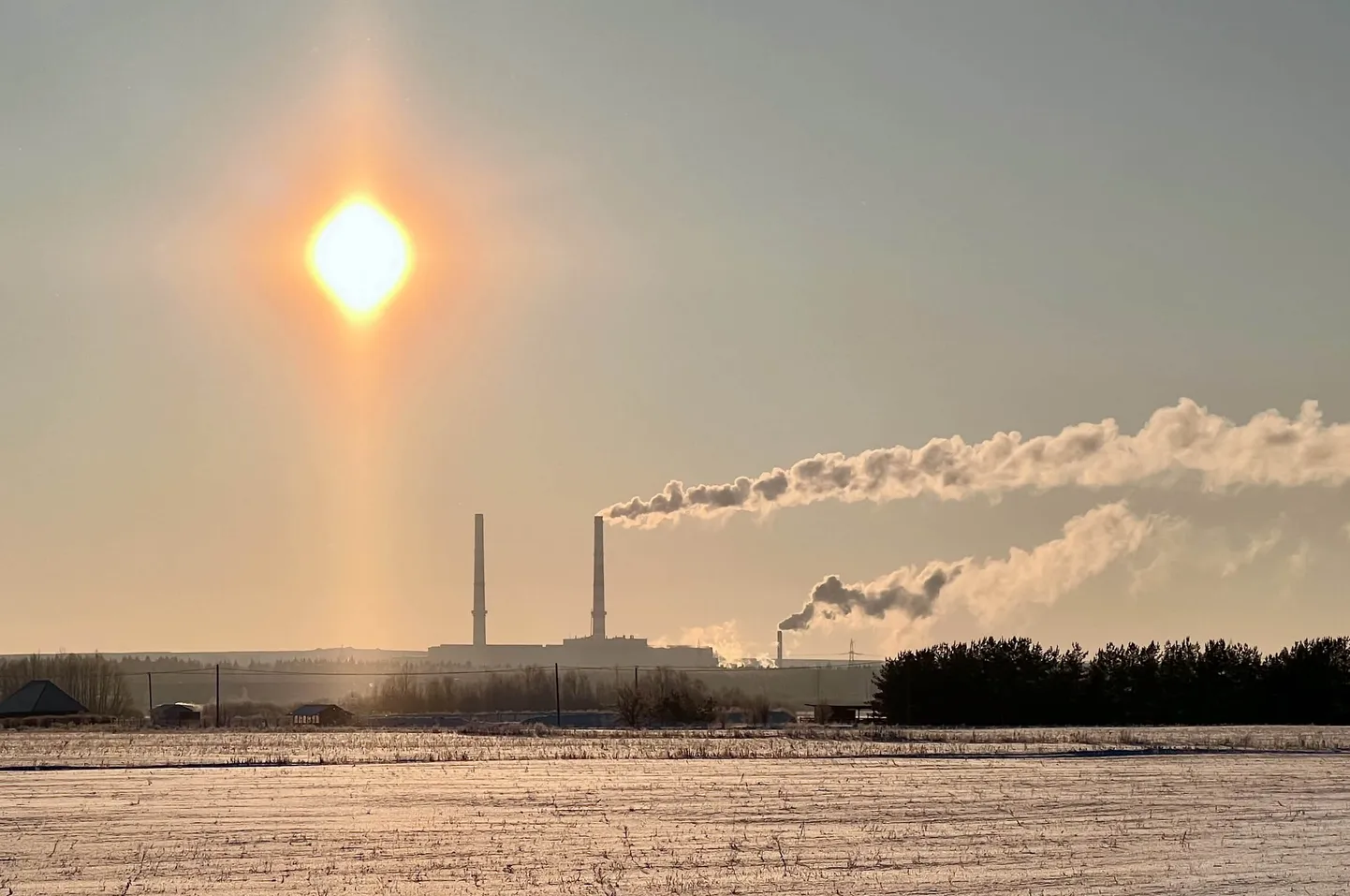 Enefit Poweri Balti elektrijaam ja selle territooriumil paiknev gaasiga töötav varukatlamaja vastutavad kogu suure Narva linna kütmise eest.