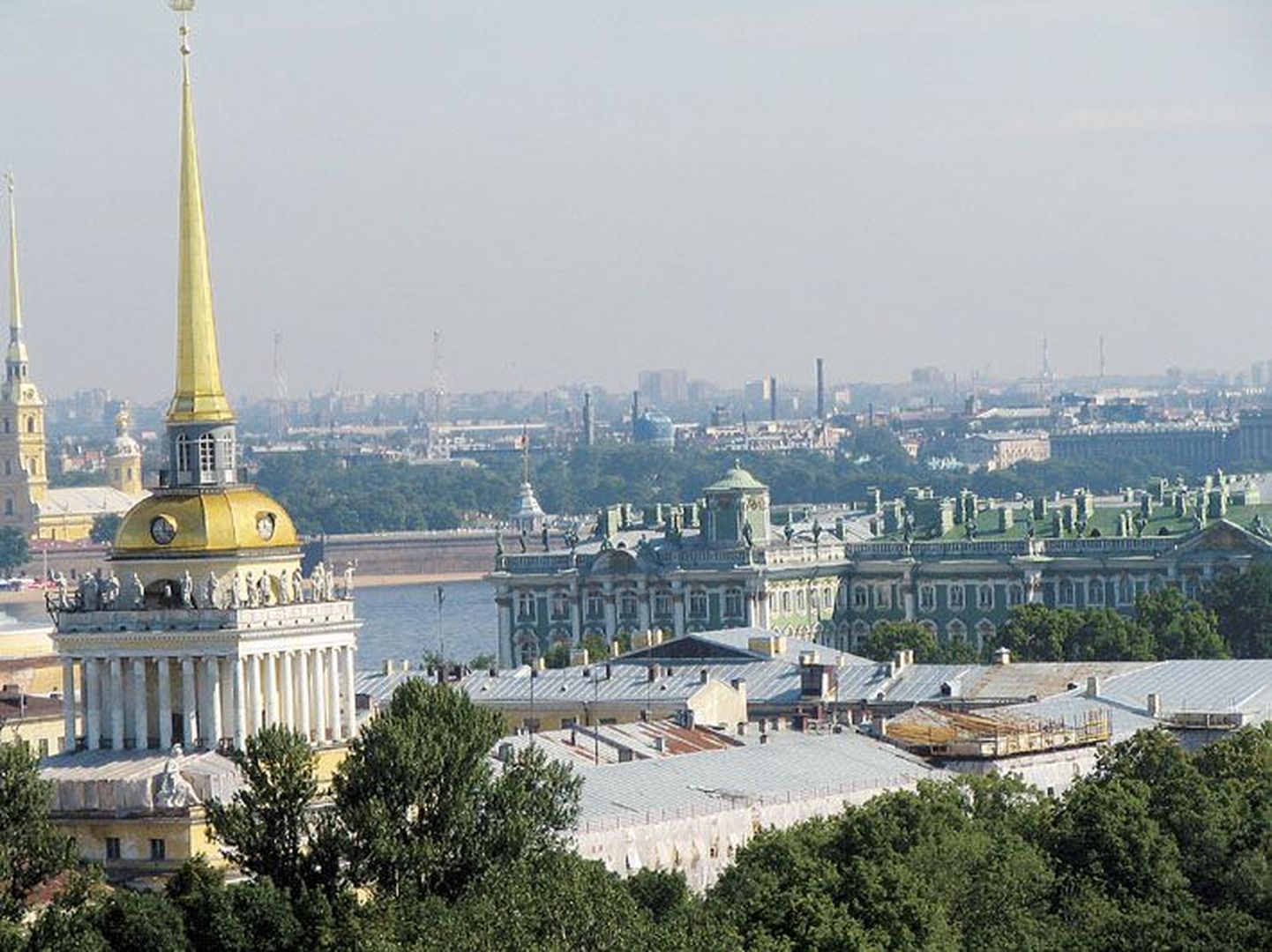 Venemaa turismimagnet Sankt-Peterburg, Admiraliteedi hoone ja Talvepaleega.