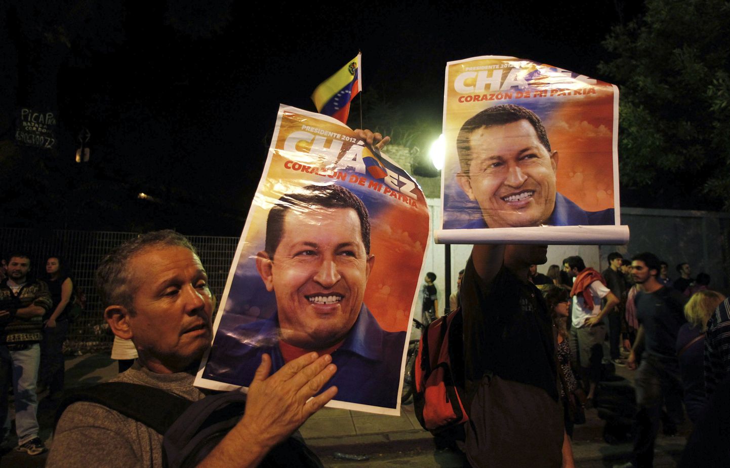 Hugo Chaveze poolehoidjad Venezuela saatkonna juures Buenos Aireses.