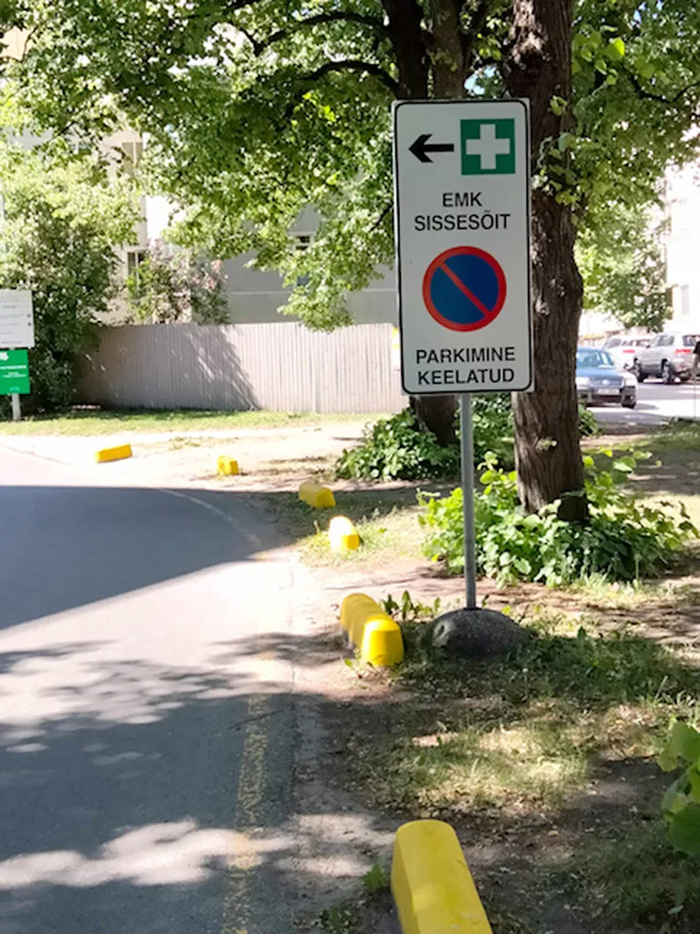 Ida-Tallinna keskhaigla parkimine