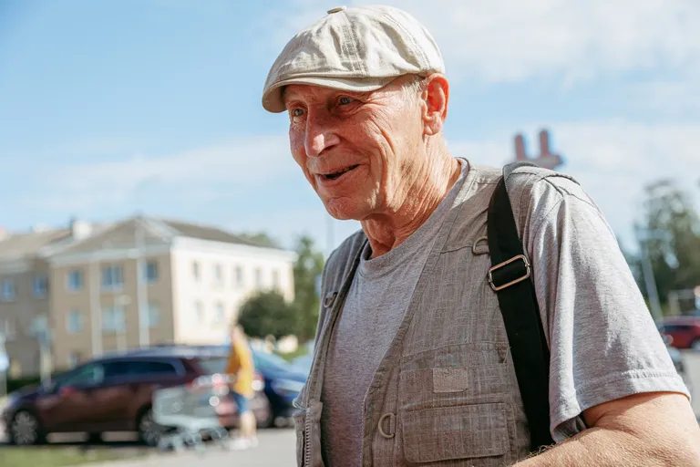 Александр.