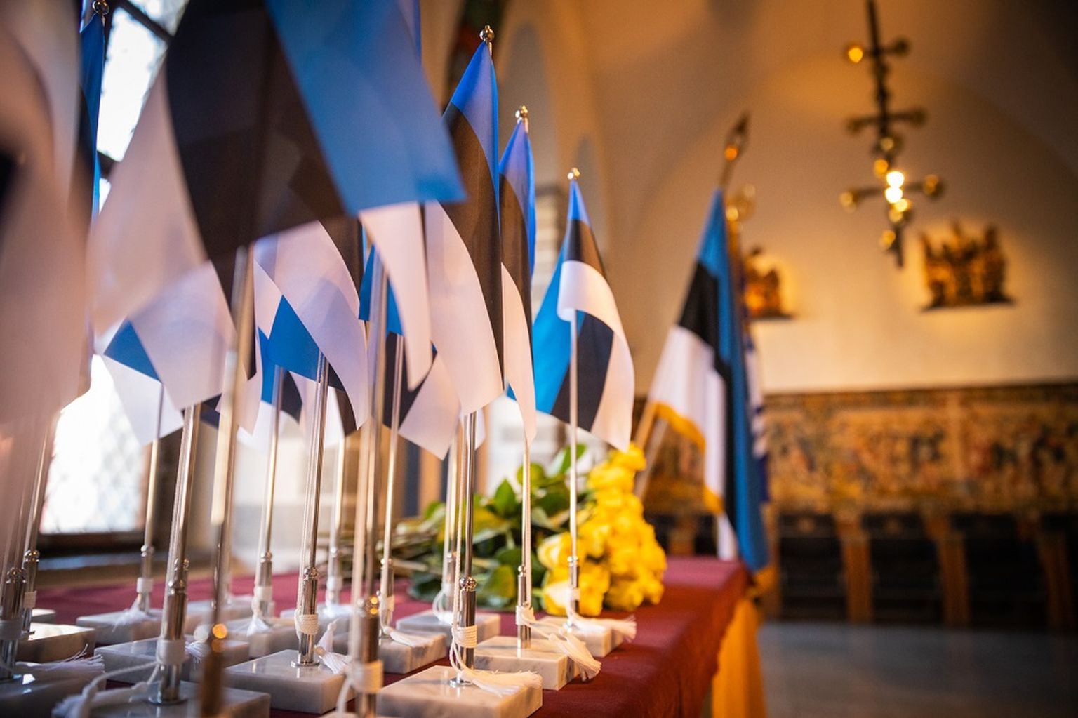 Пыхьяский префект и мэр Таллинна поздравили новых граждан Эстонии.