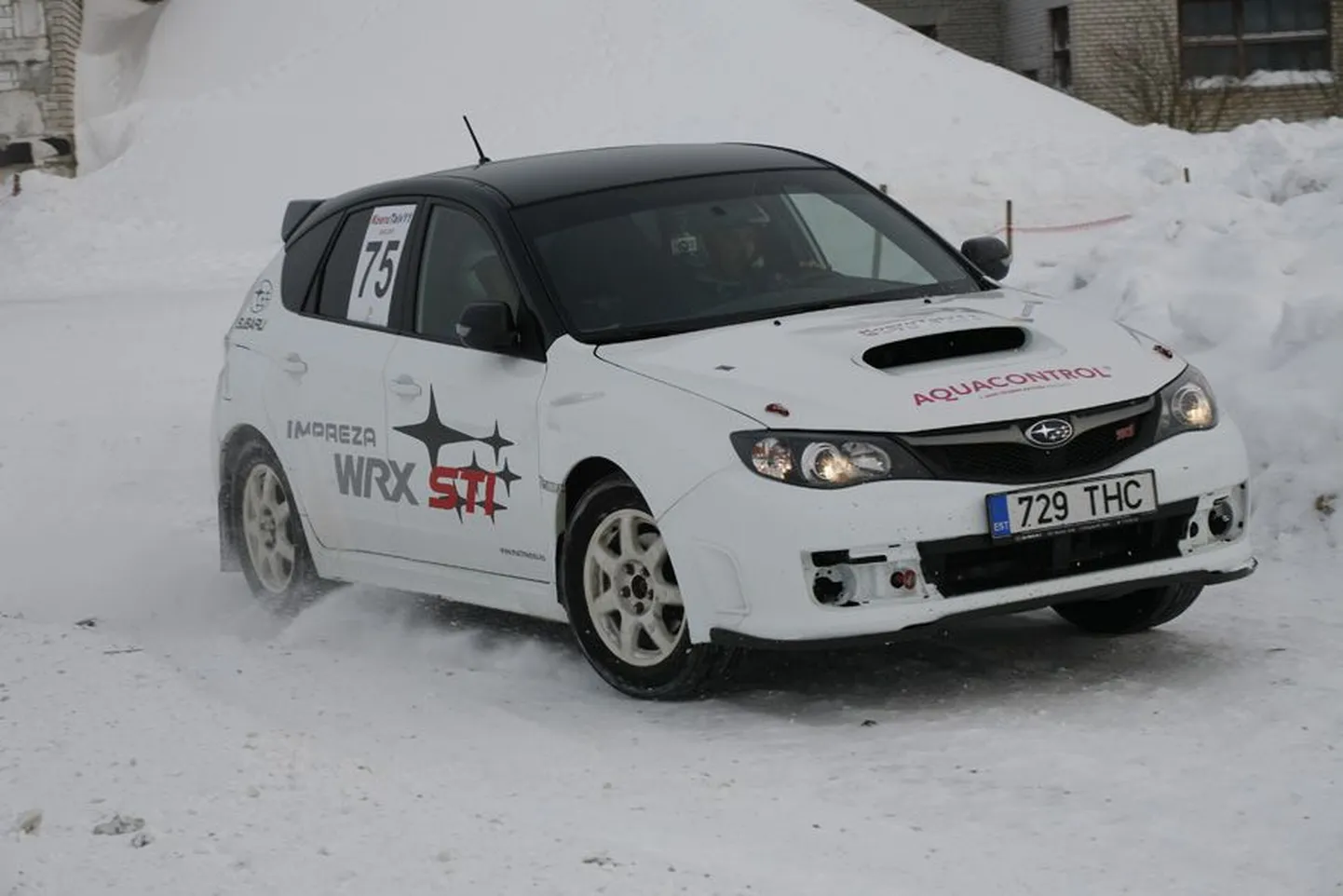 Laupäeval sõidetud Koeru rahvarallil näitas kõige nobedamat minekut Subaru Impreza STI-ga võistelnud Tallinna-Tartu rallipaar Elvis Pukk-Aare Pukk. 12 katsest viiel isa-poja tandemile vastast ei leidunud.