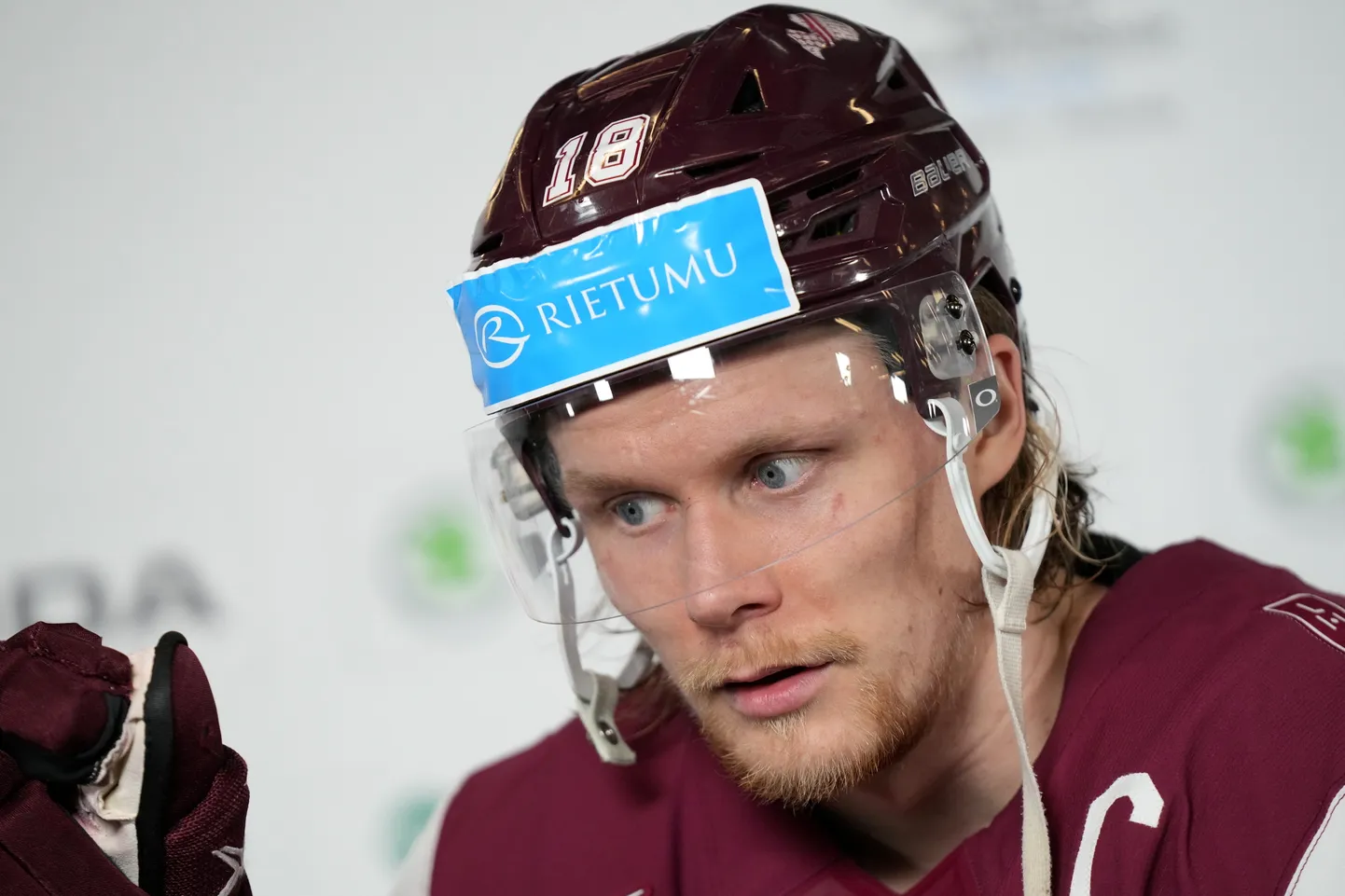 Latvijas hokeja izlases spēlētājs Rodrigo Ābols