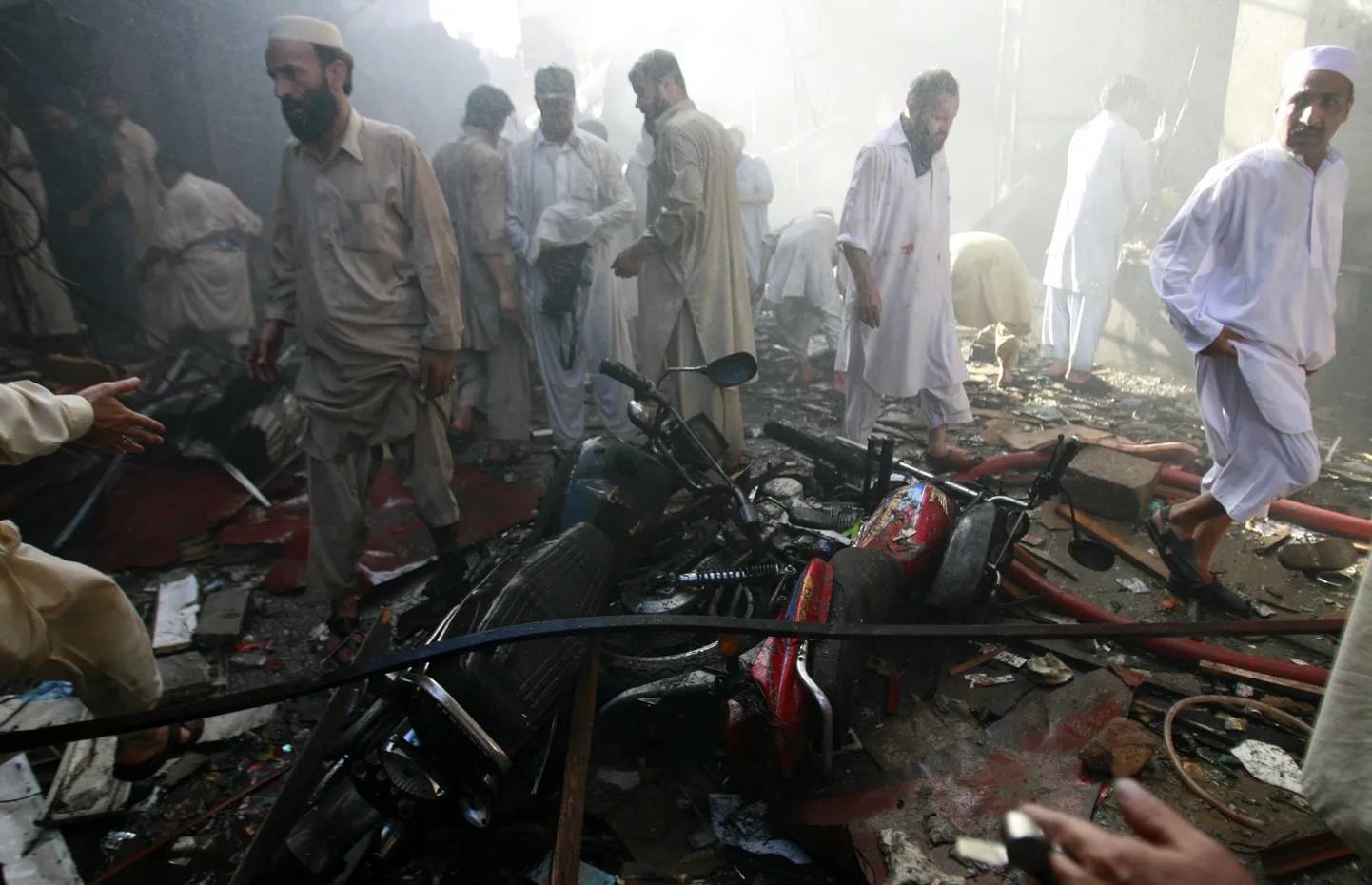 Plahvatus Peshawaris. Pilt on illustreeriv.