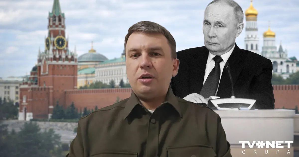 Pro-Kremlin Blogger Predicts Putin Regime Collapse & Turns Against Him