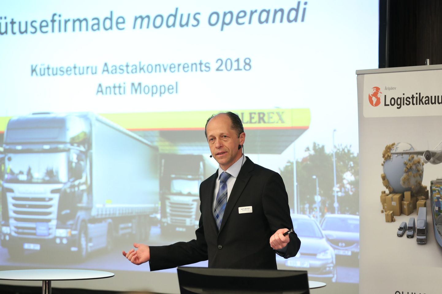 Olerexi üks aktsionär Antti Moppel ettekanne kütusekonverentsil.
