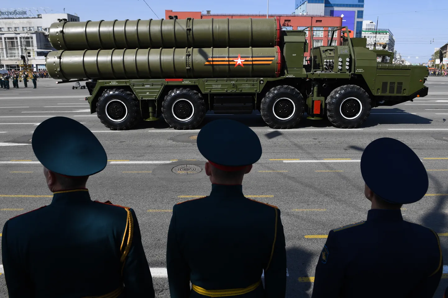 S-400 Triumf paraadil.
