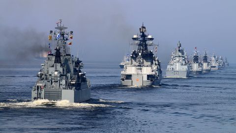 Корабли и самолеты ВМФ РФ проведут масштабные учения на Балтике