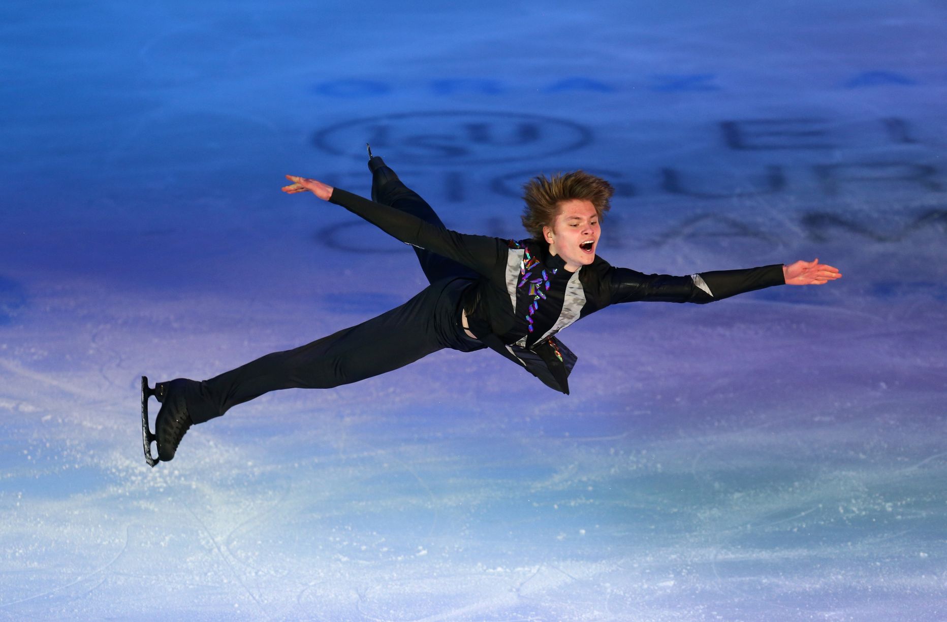 Интегральная подготовка фигуристов. Ойлер прыжок фигуриста. Прыжок фигуриста сканворд 6. Прыжок фигуриста сканворд 6. Бедуинский прыжок фигурное катание.