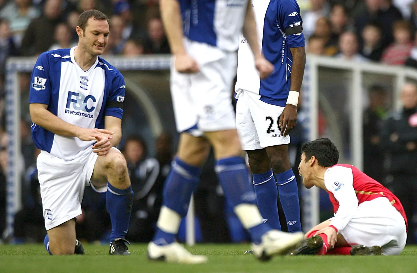 Eduardo siin veel Londoni Arsenali särgis, kui tal murti mängu käigus jalaluu.