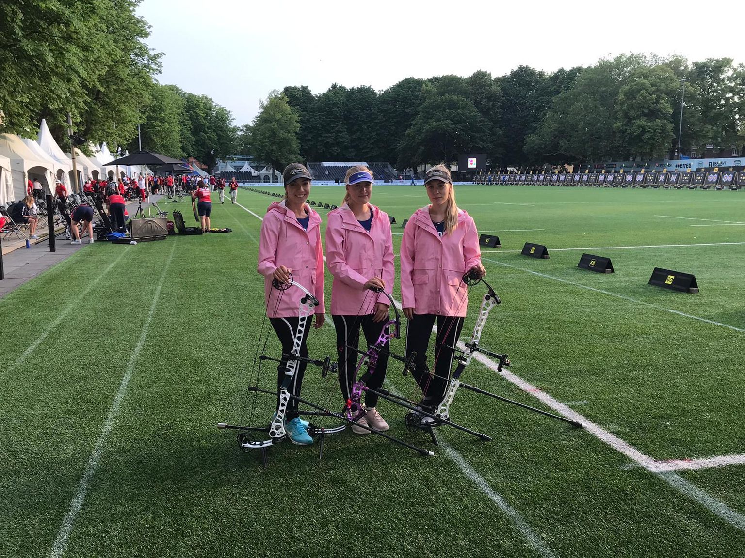 Eelringides suutsid Lisell Jäätma, Meeri-Marita Paas ja Emily Hõim lasta uue Eesti rekordi, milleks on nüüd 2058 punkti