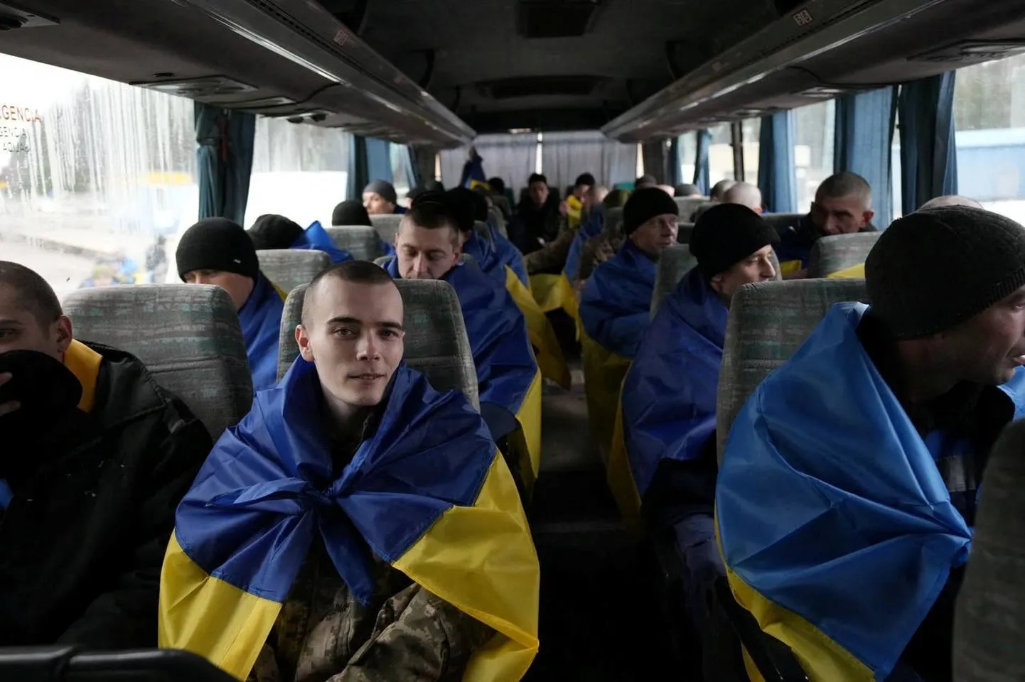 Украинские военнопленные после обмена