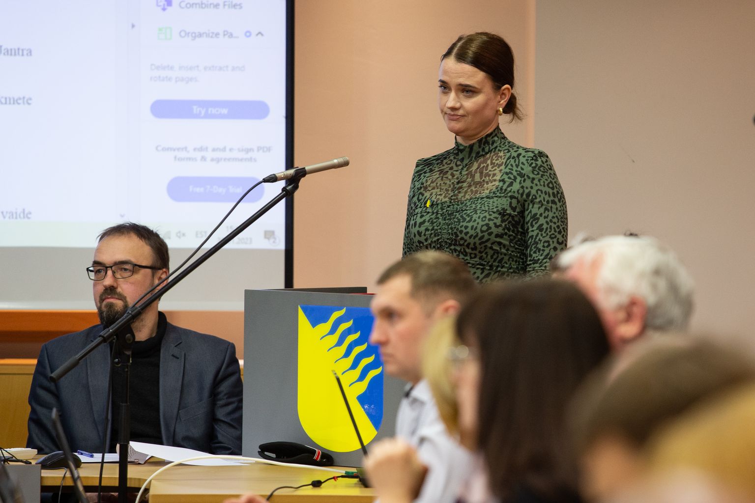 Мэр Кохтла-Ярве Вирве Линдер извинилась перед спортклубами за сложившееся положение.