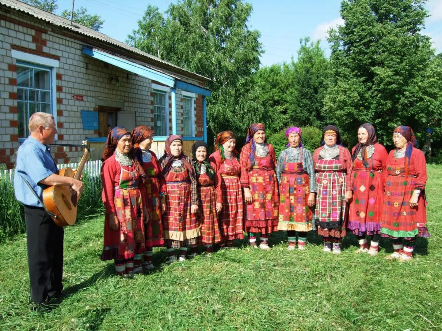 Rokkivad Buranovo vanaemad.