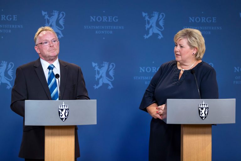 Norra kalandusminister Per Sandberg ja peaminister Erna Solberg.