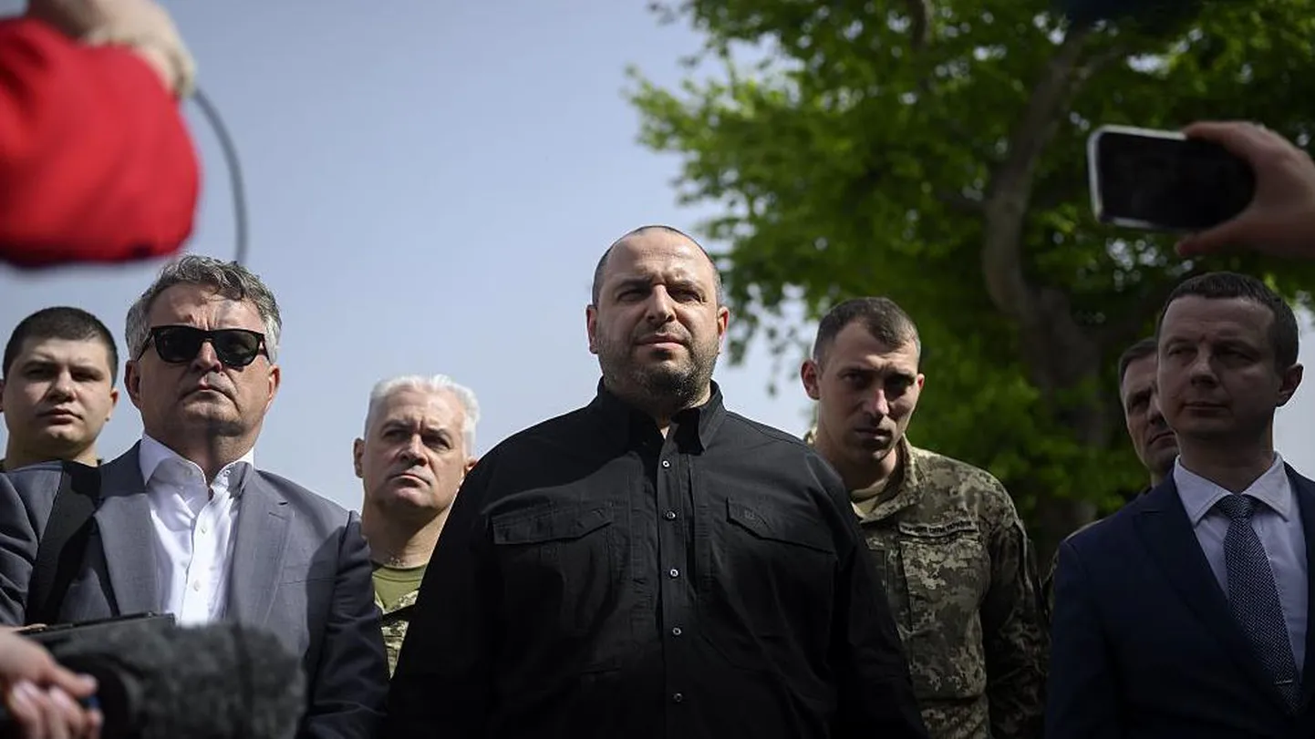 Министр обороны Украины Рустем Умеров после переговоров в Стамбуле.