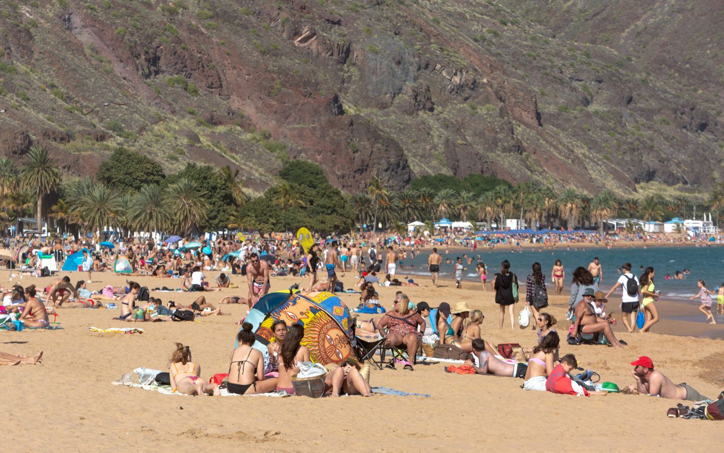 Las Teresitase rand Tenerifel. Hispaania on eestlaste seas endiselt populaarne sihtkoht.