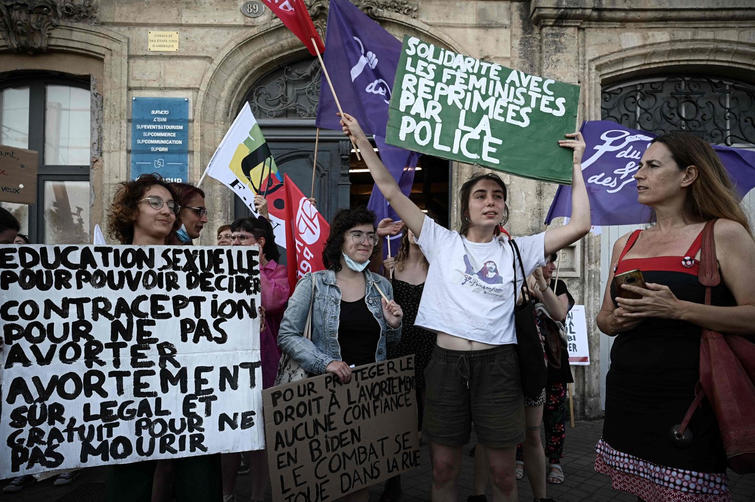 11. mail leidis Bordeaux's aset meeleavaldus USA ülemkohtu võimaliku otsuse vastu lõpetada põhiseaduslik õigus abordile. 24. juunil USA ülemkohus sellise otsuse langetaski.