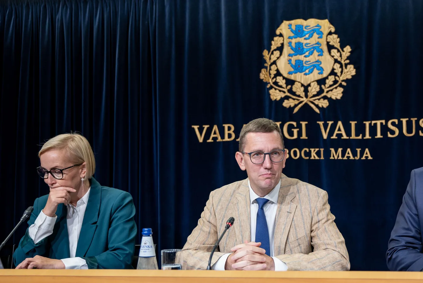 Kui tavapäraselt peab valitsus istungeid Toompeal Stenbocki majas, siis järgmisel neljapäeval on istung Narva eesti gümnaasiumis.