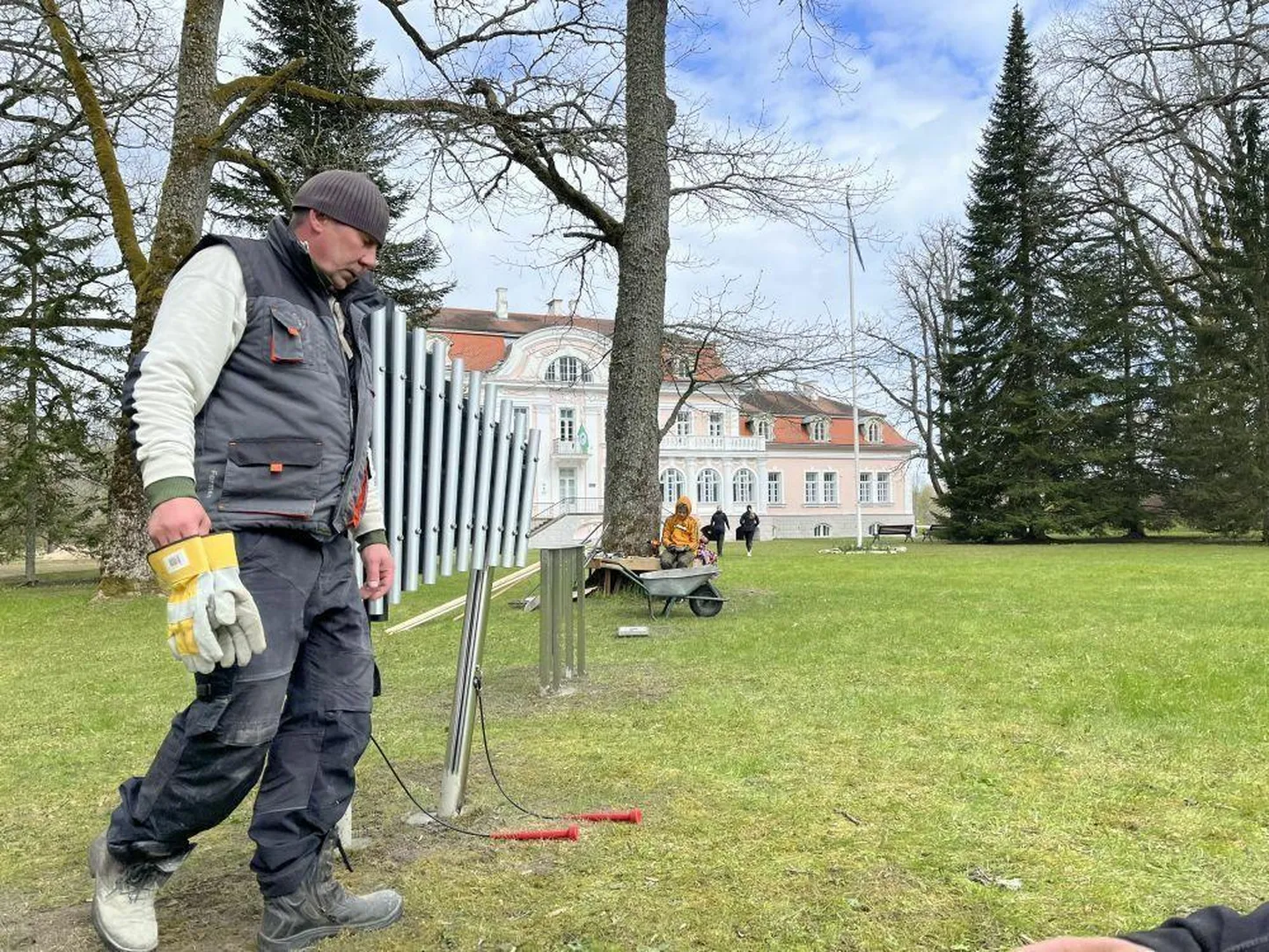 Laupa mõisakooli muusikaaia projekt sai 2023. aastal Türi valla kaasava eelarve hääletusel 312 häälega ülekaalukalt esikoha.