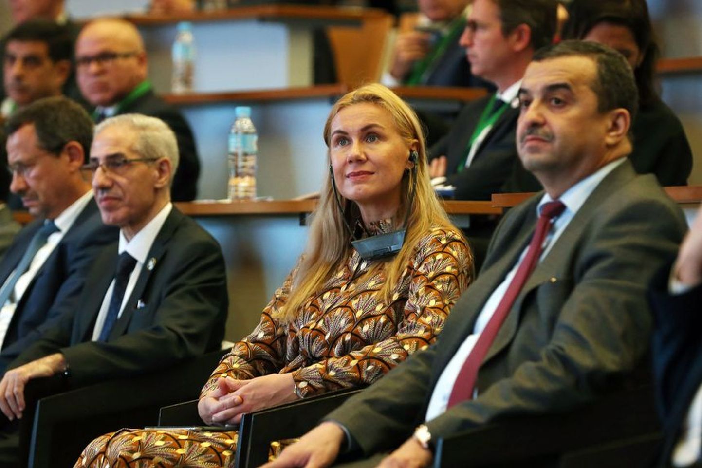 Euroopa energiavolinik Kadri Simson ja Alžeeria energia- ja kaevandusminister Mohamed Arkab (paremal) Alžiiris 11. oktoobril 2022.