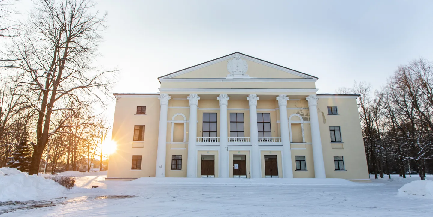 Kohtla-Nõmme rahvas ootab pikisilmi, millal rahvamaja uksed taas avanevad ning seal tegutsenud ringid ja huvigrupid tavapäraselt jätkata saavad.