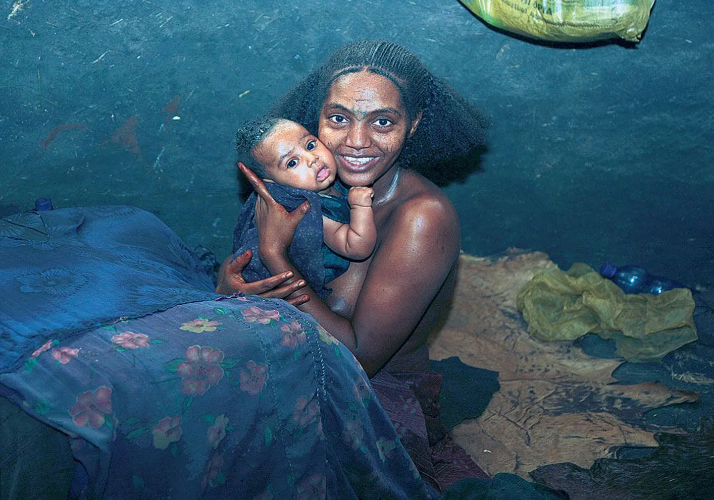 Etioopia ema lapsega: nad kuuluvad 20-miljonilisse amhara etnilisse gruppi, mille liikmed moodustavad neljandiku Etioopia elanikest.