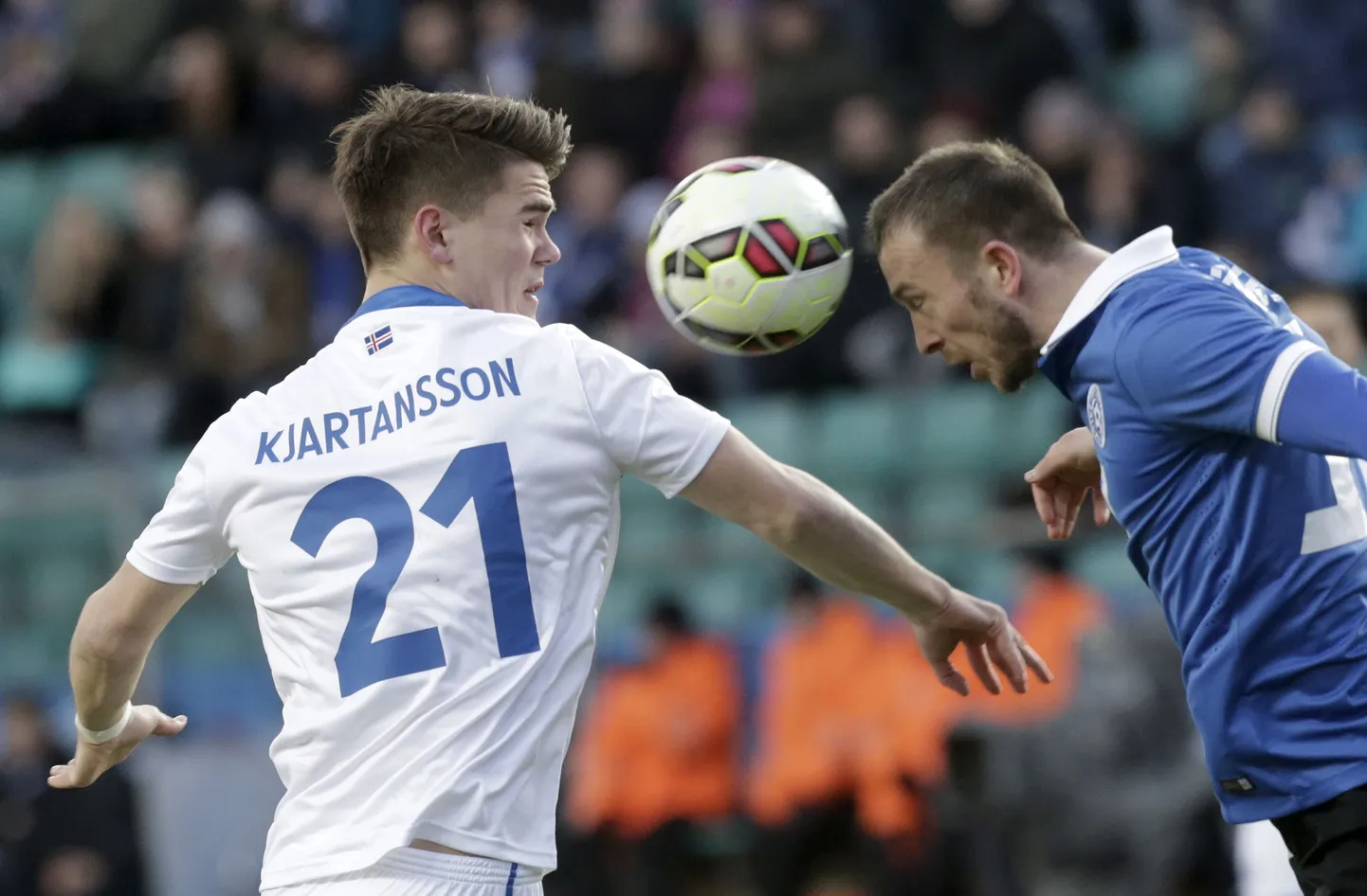 Enar Jääger (paremal) Eesti koondise särgis.
