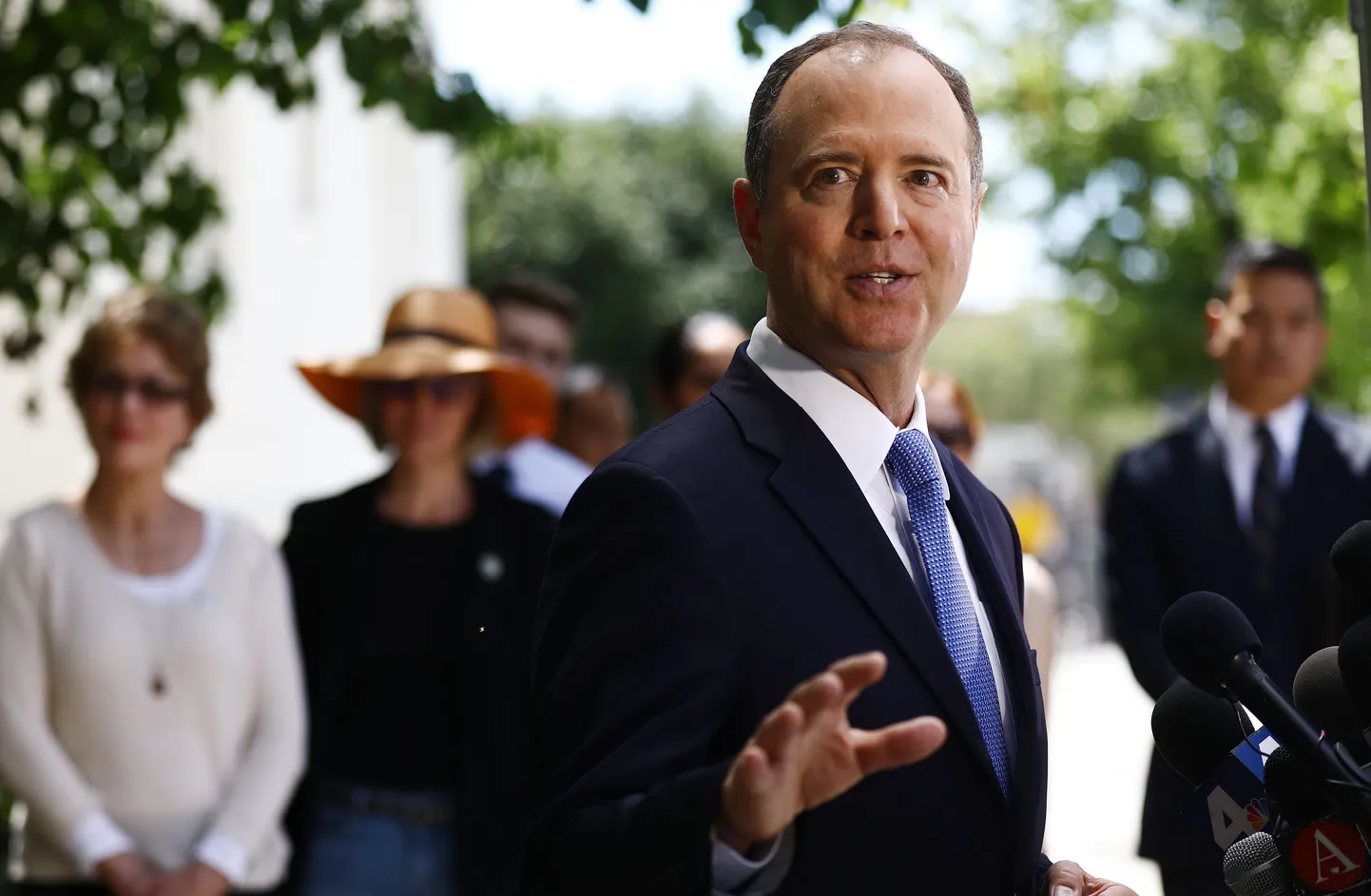 USA esindajatekoja luurekomitee demokraadist esimees Adam Schiff 18. aprillil Californias Burbankis eriprokurör Robert Mueller uurimisraporti teemalist pressikonverentsi andmas.