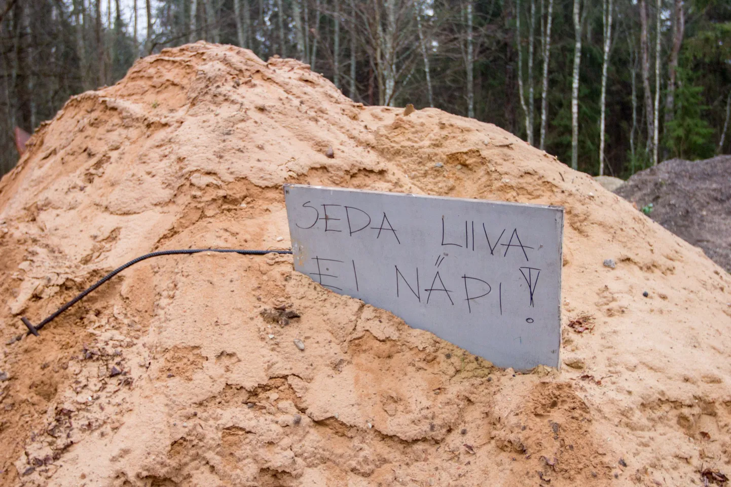Liivahunnik. Foto on illustreeriv.