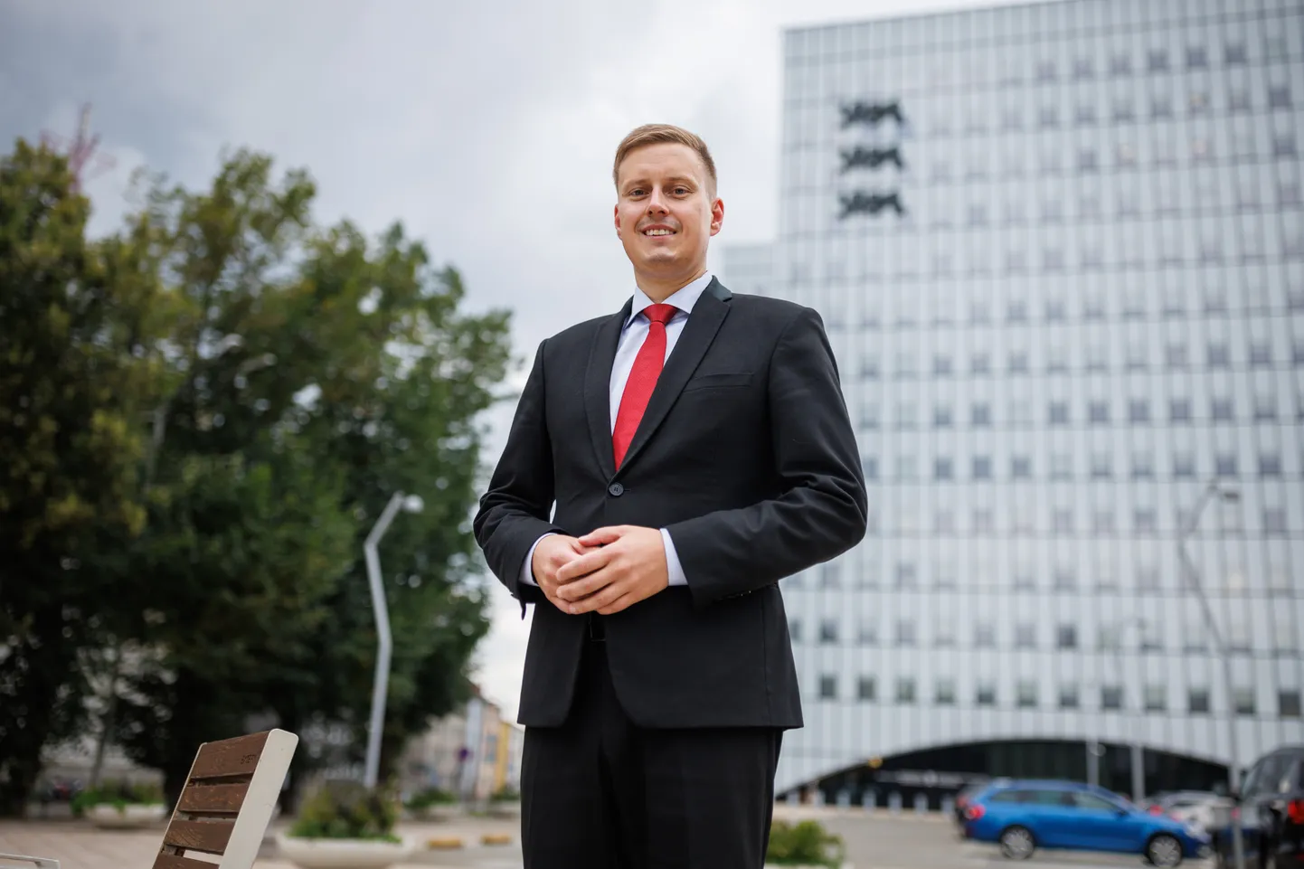 Minister Erkki Keldo.