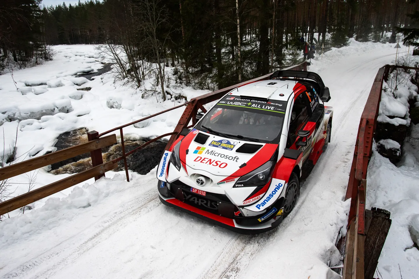 Ott Tänak ja Martin Järveoja mullu Rootsi rallil.