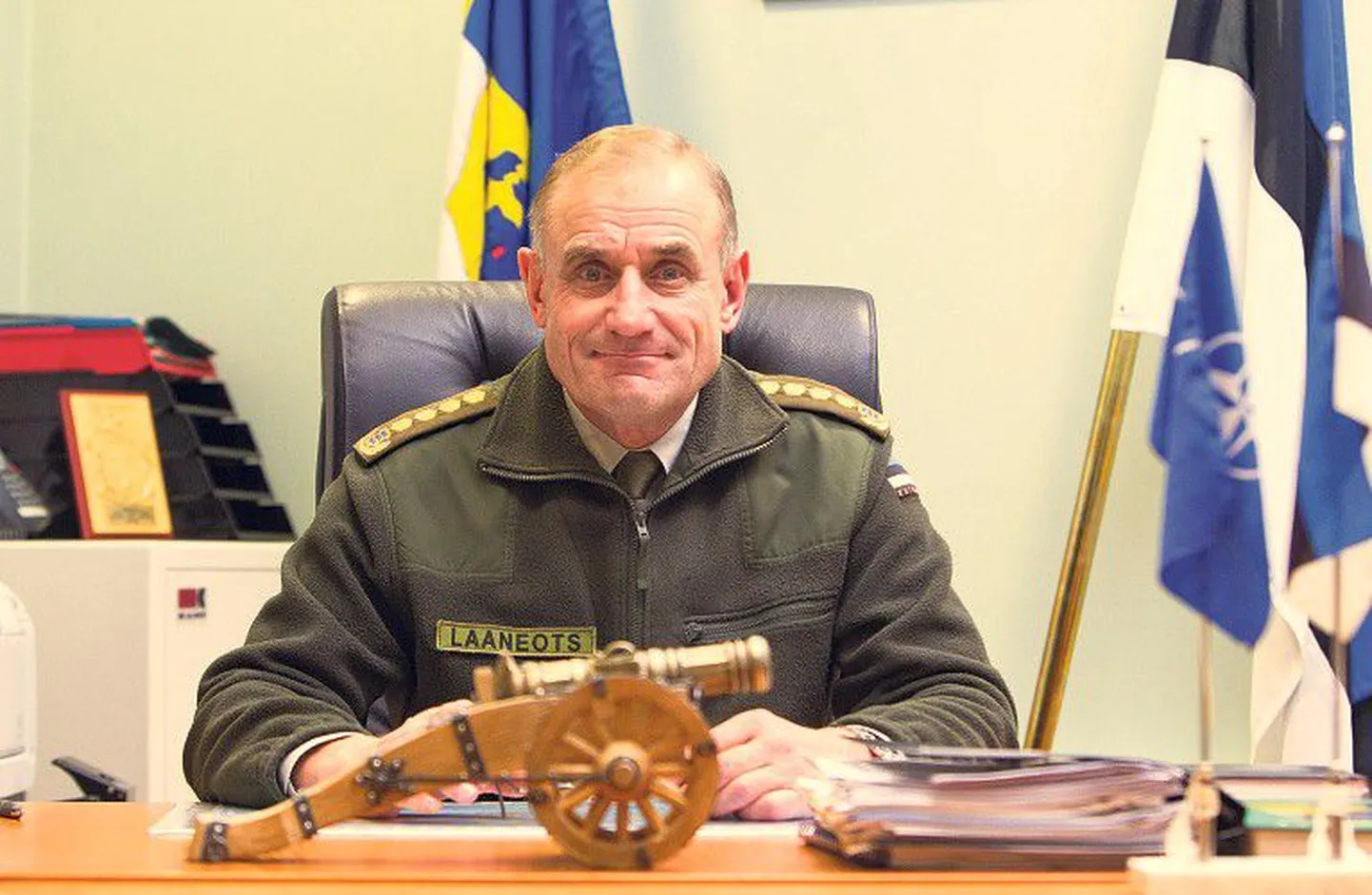 Военная история и военное дело интересовали генерала Антса Лаанеотса с детства, и армии он посвятил всю жизнь — сначала служил в армии советской, потом занимался строительством армии ЭР.